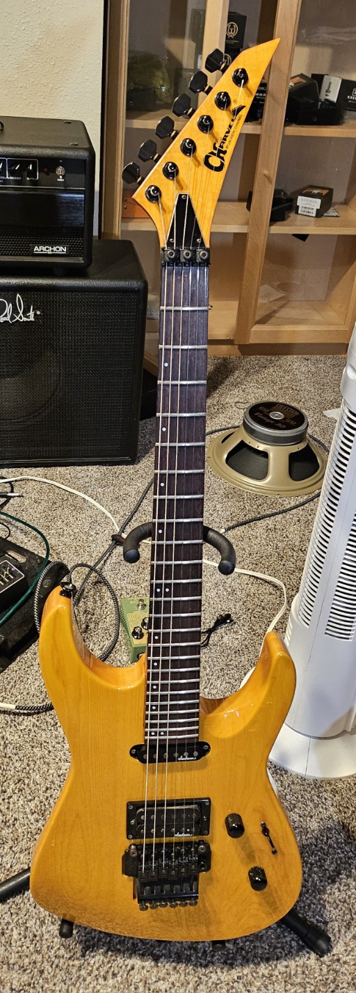 What is the model and rarity of the Charvel/Jackson Super Dinky