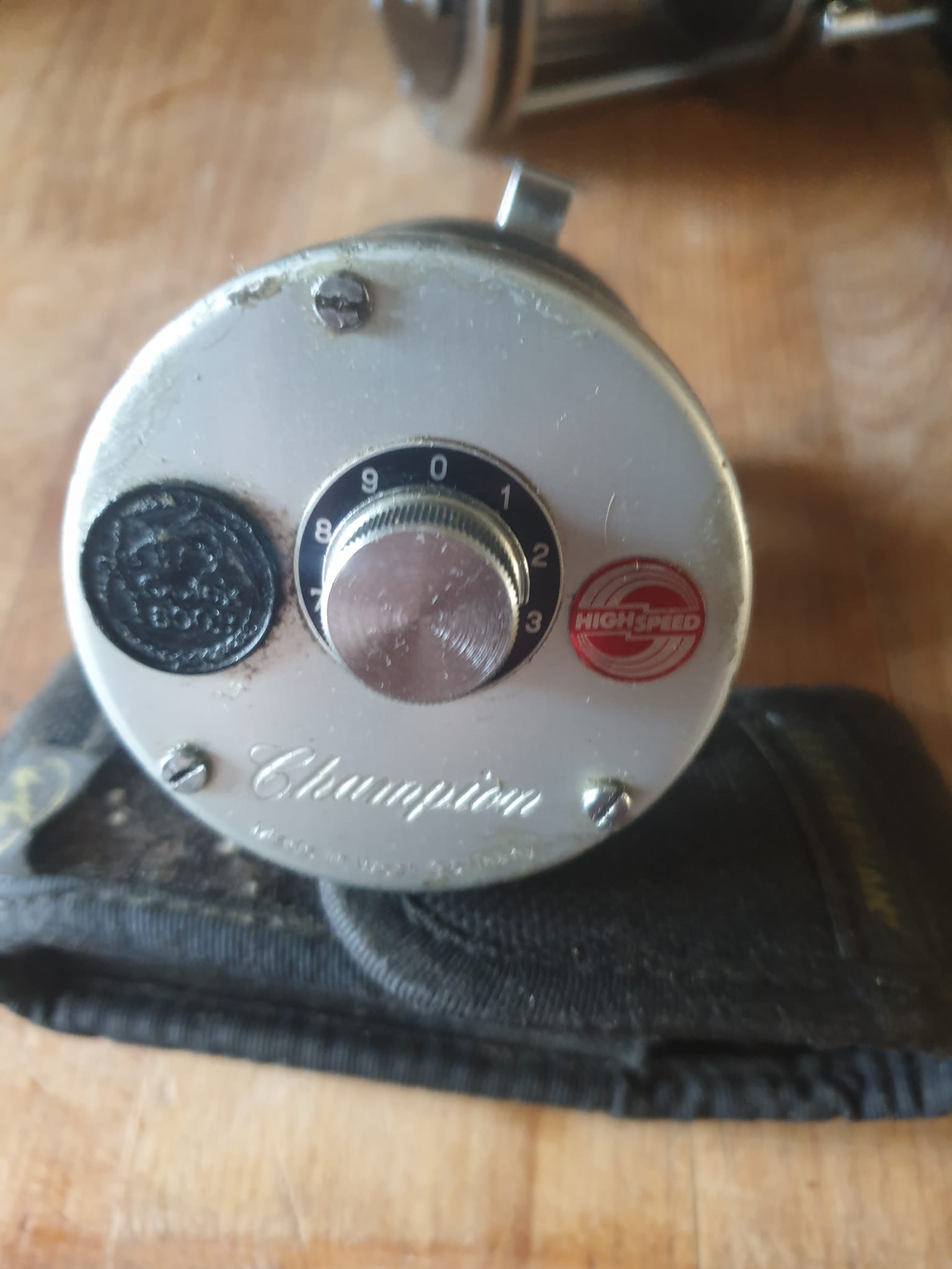 Vintage Quick 700B Champion reel for sale