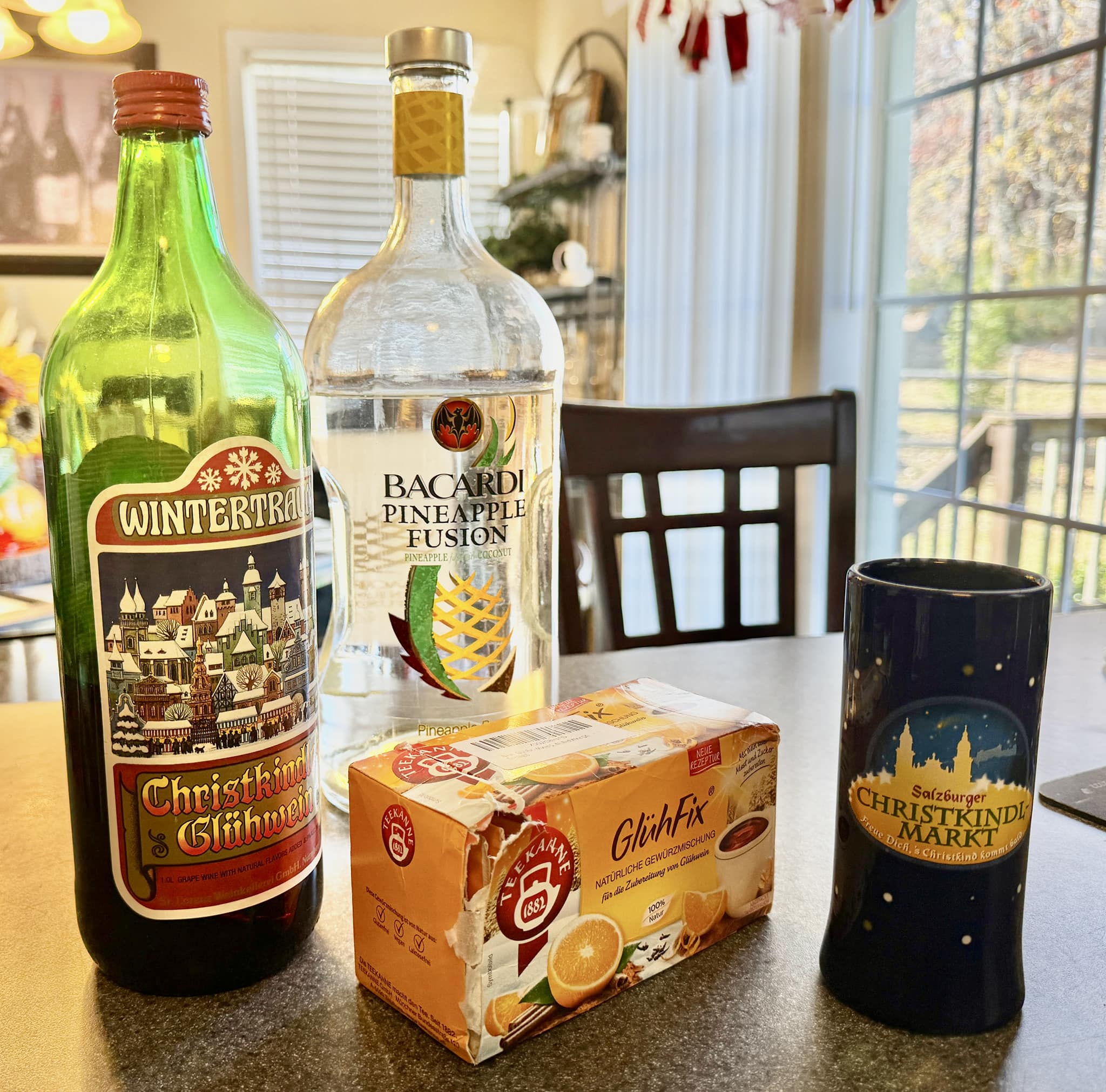 Making gluhwein at home with Wintertraum and Glühfix spice bags