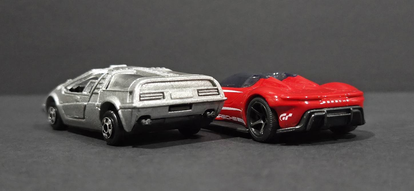 One of my favorite Porsche concepts 1970 Tapiro 😍 (1/64)