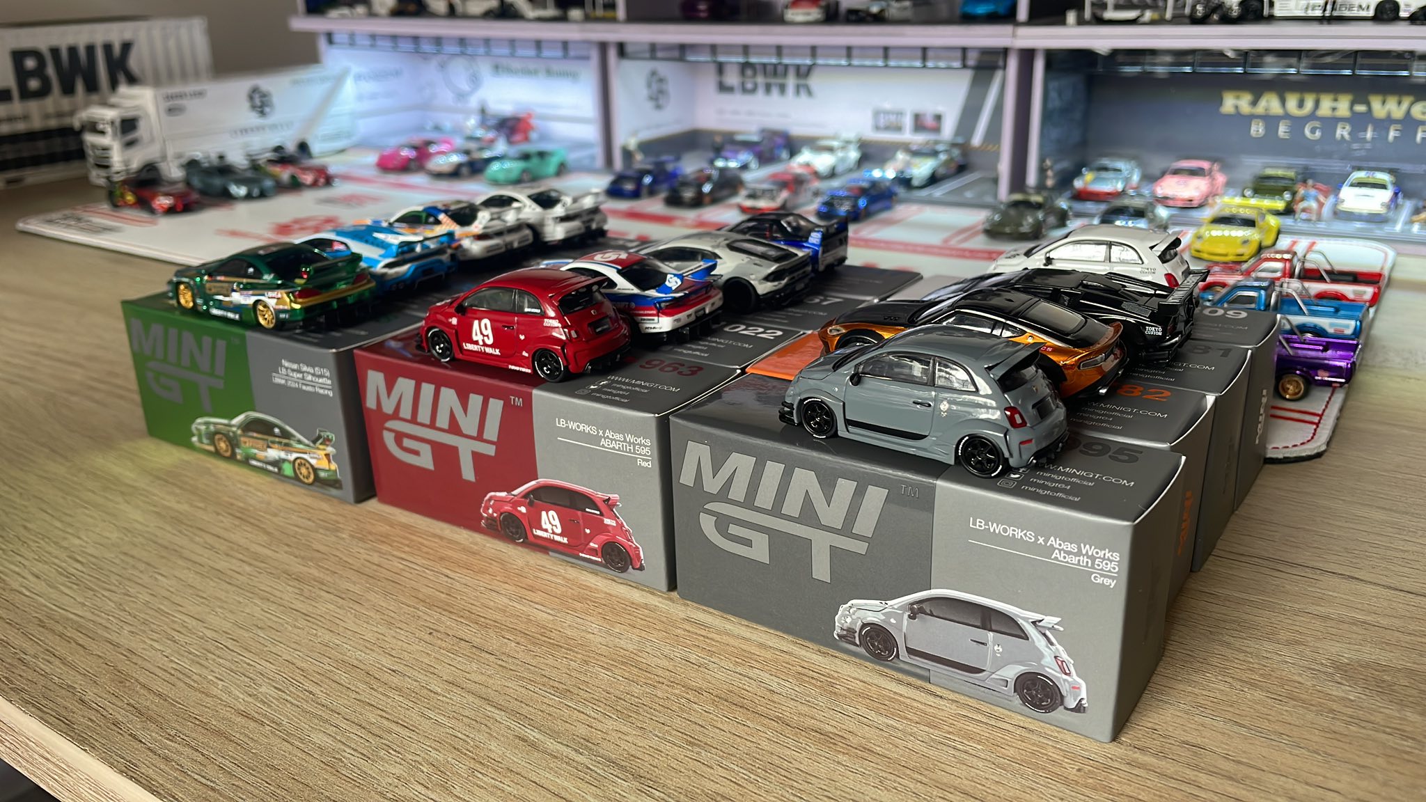 Mini Gt x Pop Race