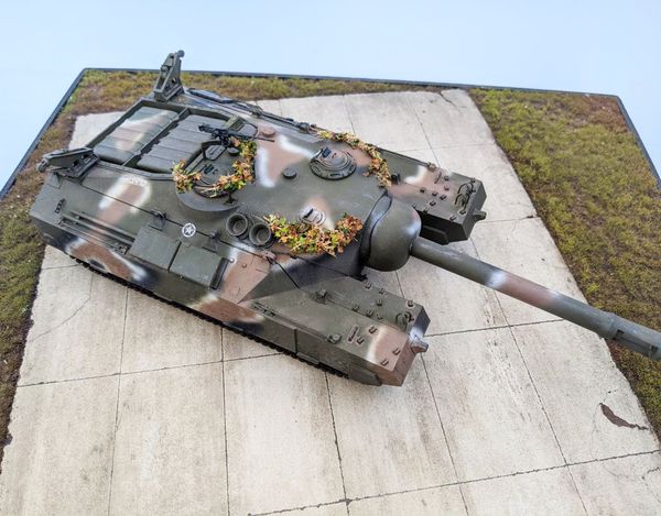 Hello everyone T95 SUPER HEAVY 1/35 DRAGON. Thank you