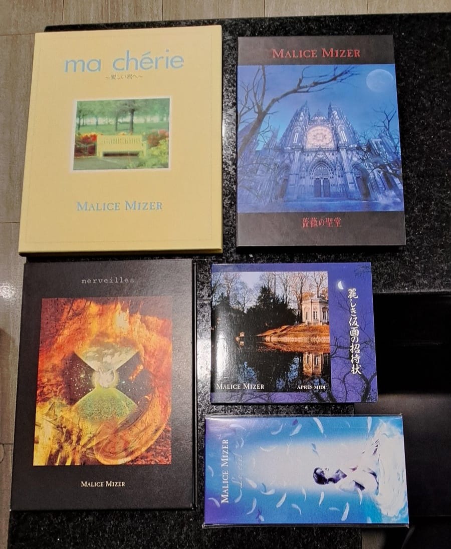MALICE MIZER Shinwa kami memorial box. Cd y vhs #visualkei