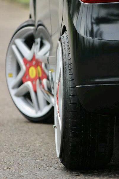 Genuine Momo Ferrari Engineering Wheels