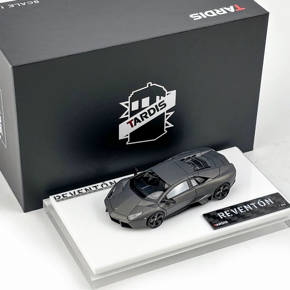 Lamborghini Reventon - Tardis 1/64 Silver/Grey - Limited 399 pcs