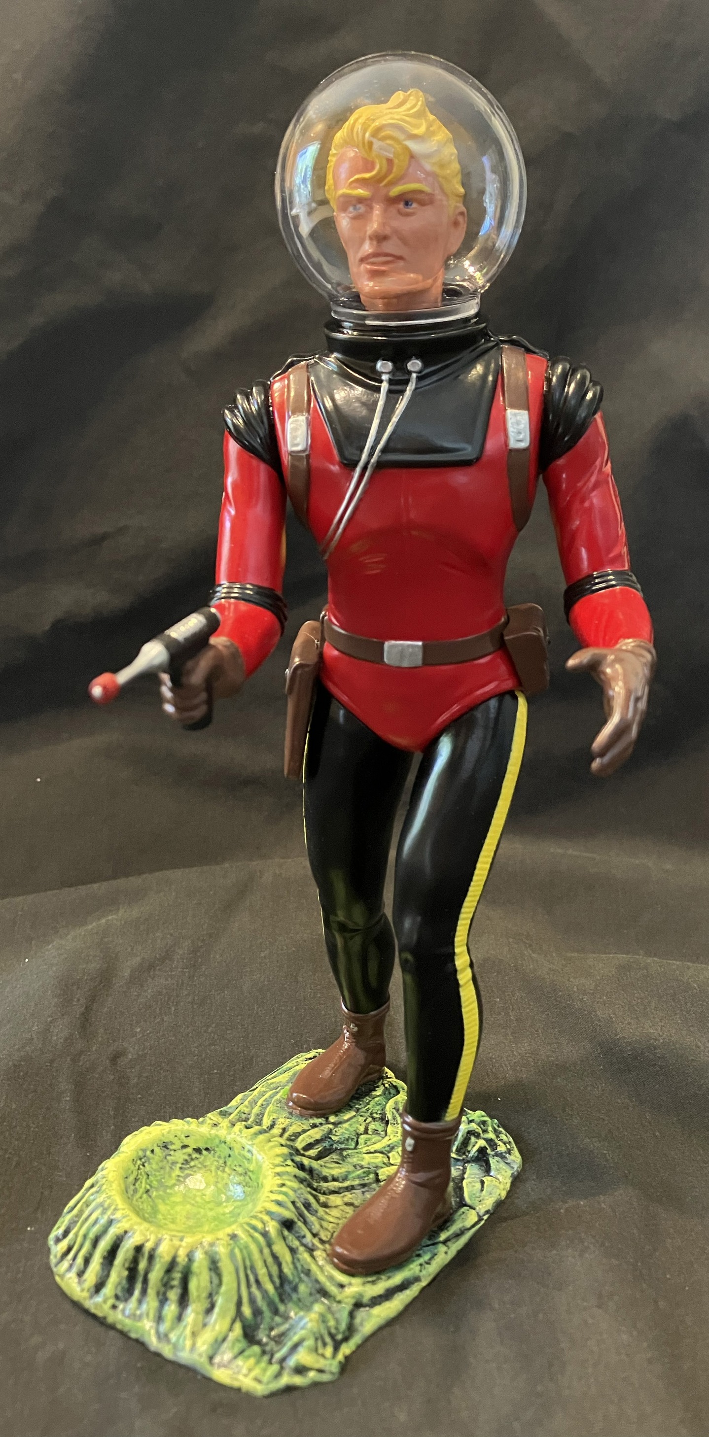 Kit Maquette Flash Gordon 1/8 – Atlantis – Avec Figurines Martian – Modélisme Pour Adultes (14+)