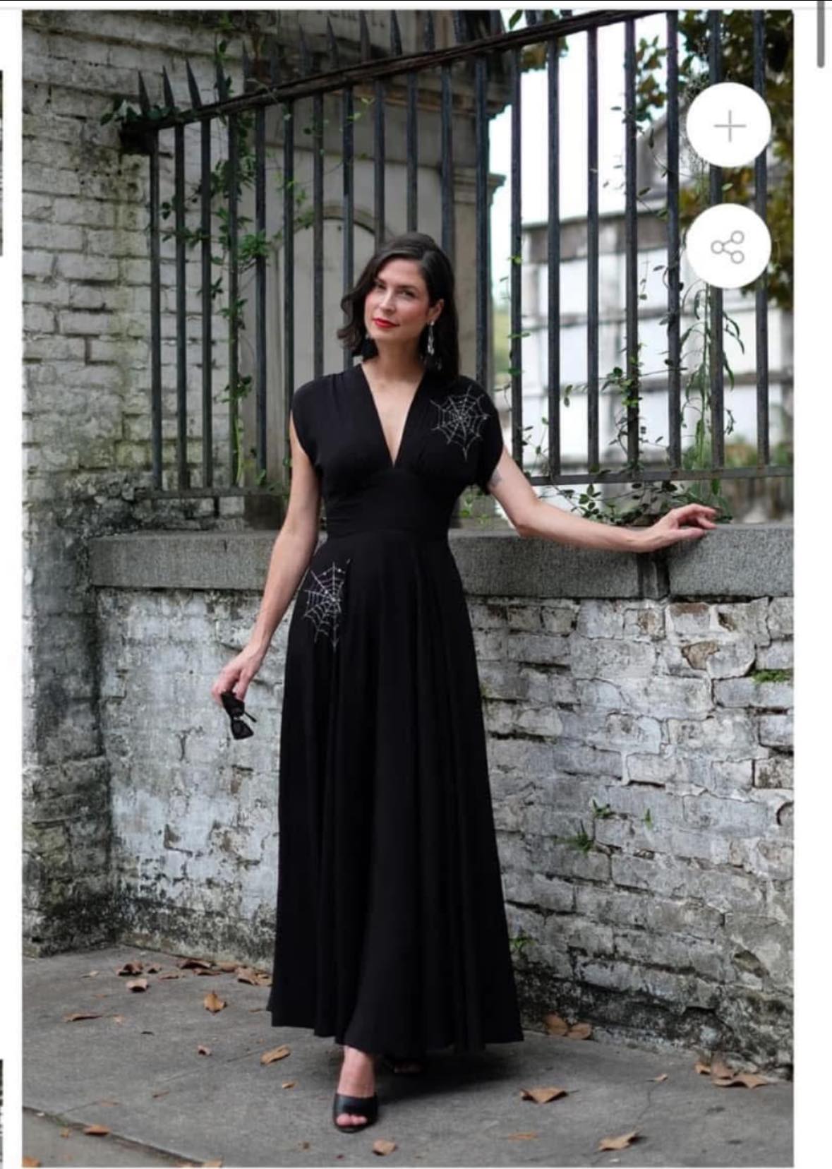 trashy bridesmaid dress Diva Charlotte's Web Gown for Sale Size 4 pure black main Lamour Bridal Boutique | Size:EU58