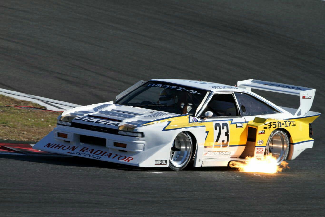 Here is the same Nissan SILVIA TURBO Super Silhouette from the