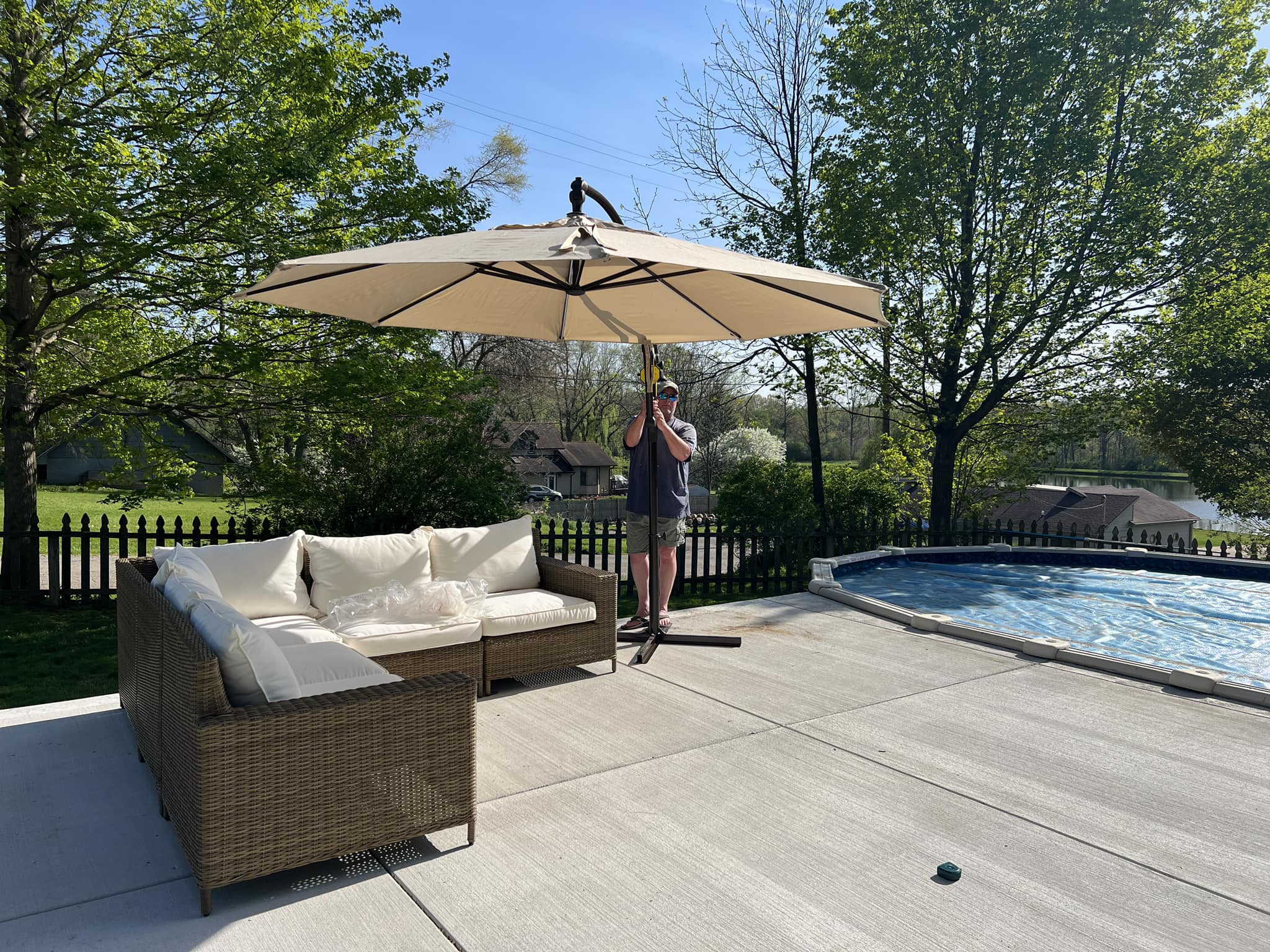 foot peg for patio umbrella 9-Foot Outdoor -Hexagonal Basic Push-Tilt Secure your Midtown market umbrella with The Market In Pure Garden 10-Foot Tilting Patio