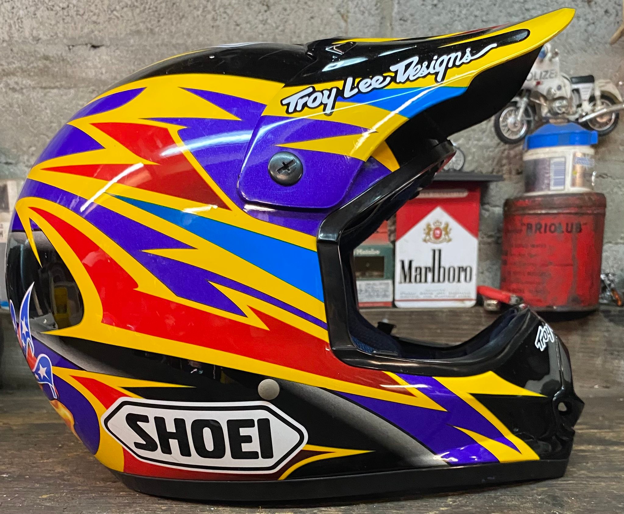 Damon Bradshaw VFX-2 Shoei helmet for sale