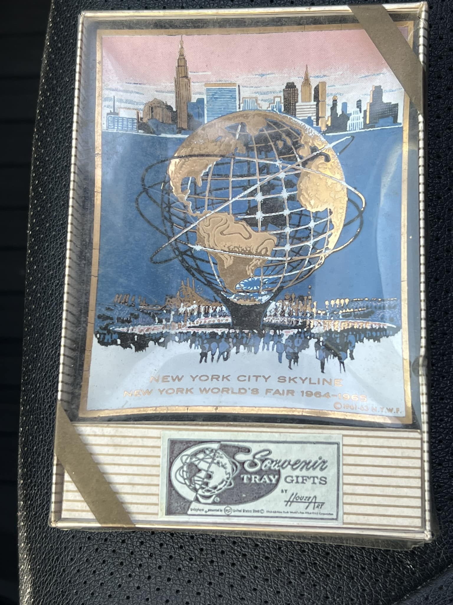 1964 NY World's Fair red vinyl from Travelers Insurance