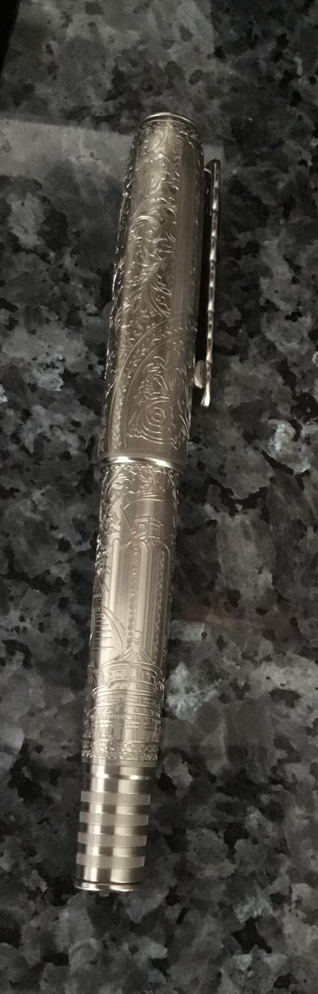 Hongdian D1 Stylo-plume à piston à pointe fine, squelette creux et