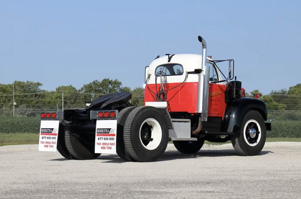 1962 Mack Truck B-61 215 HP Turbo