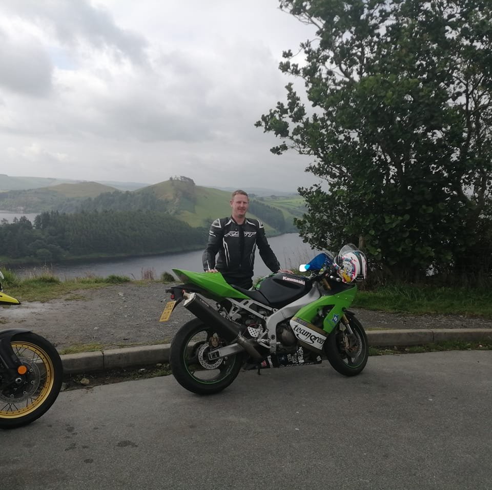 Has anyone got a rear caliper for to fit 97 close to south wales | Facebook