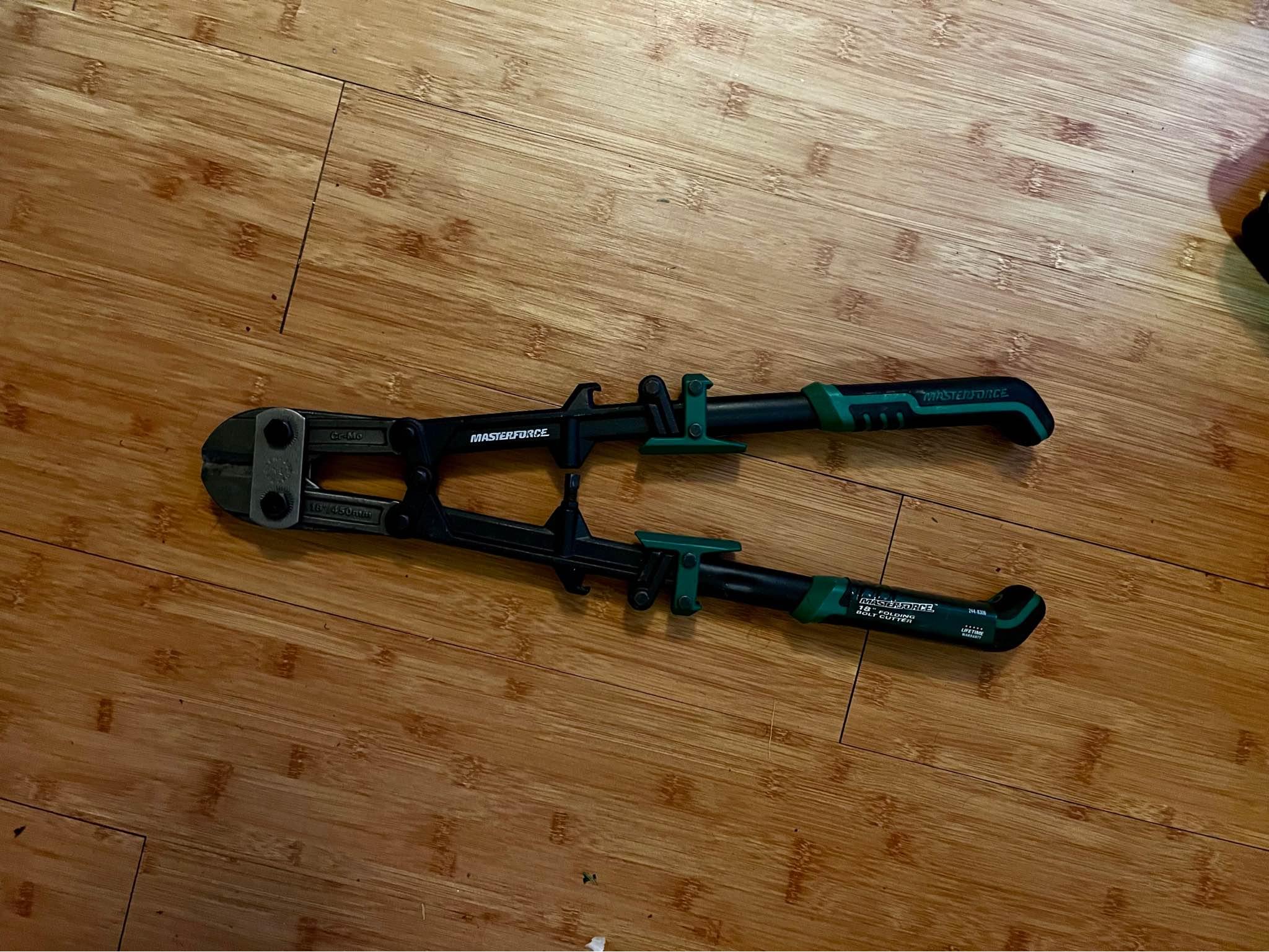 Hilo Trade/sell | MASTERFORCE® 18-inch folding bolt cutters outperform ...