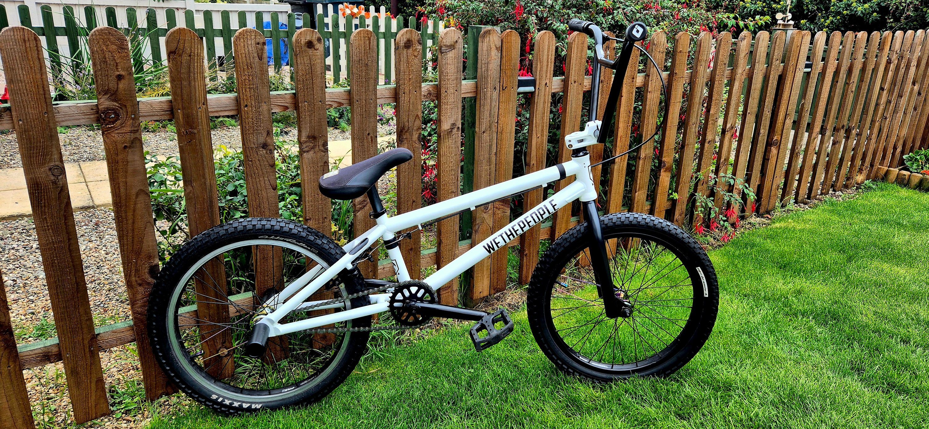 New build finally finished ? Wethepeople 2006 4 seasons. Bare 