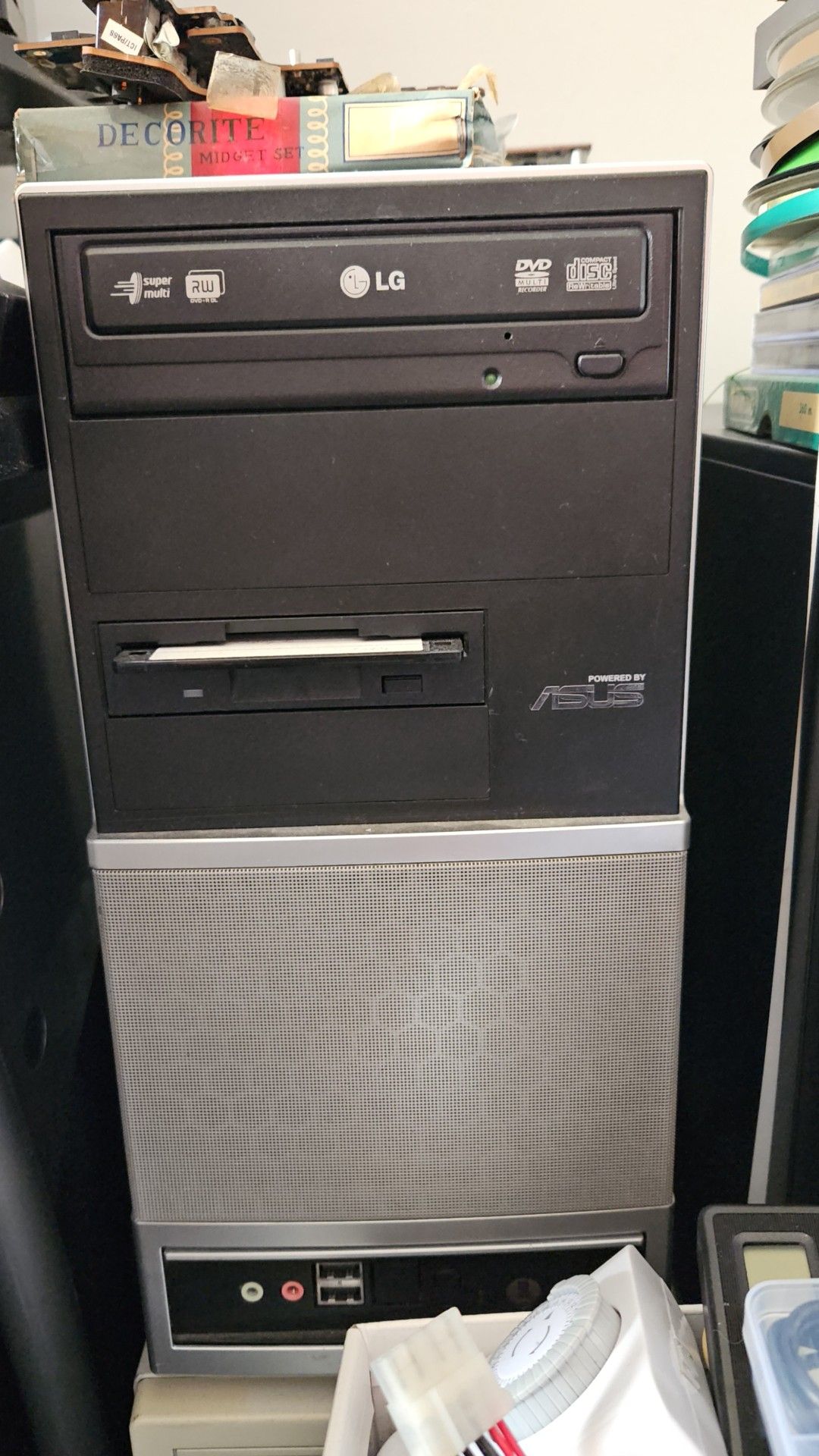 HP xw4600 workstation with Core2Duo E8400 and Radeon HD 4850