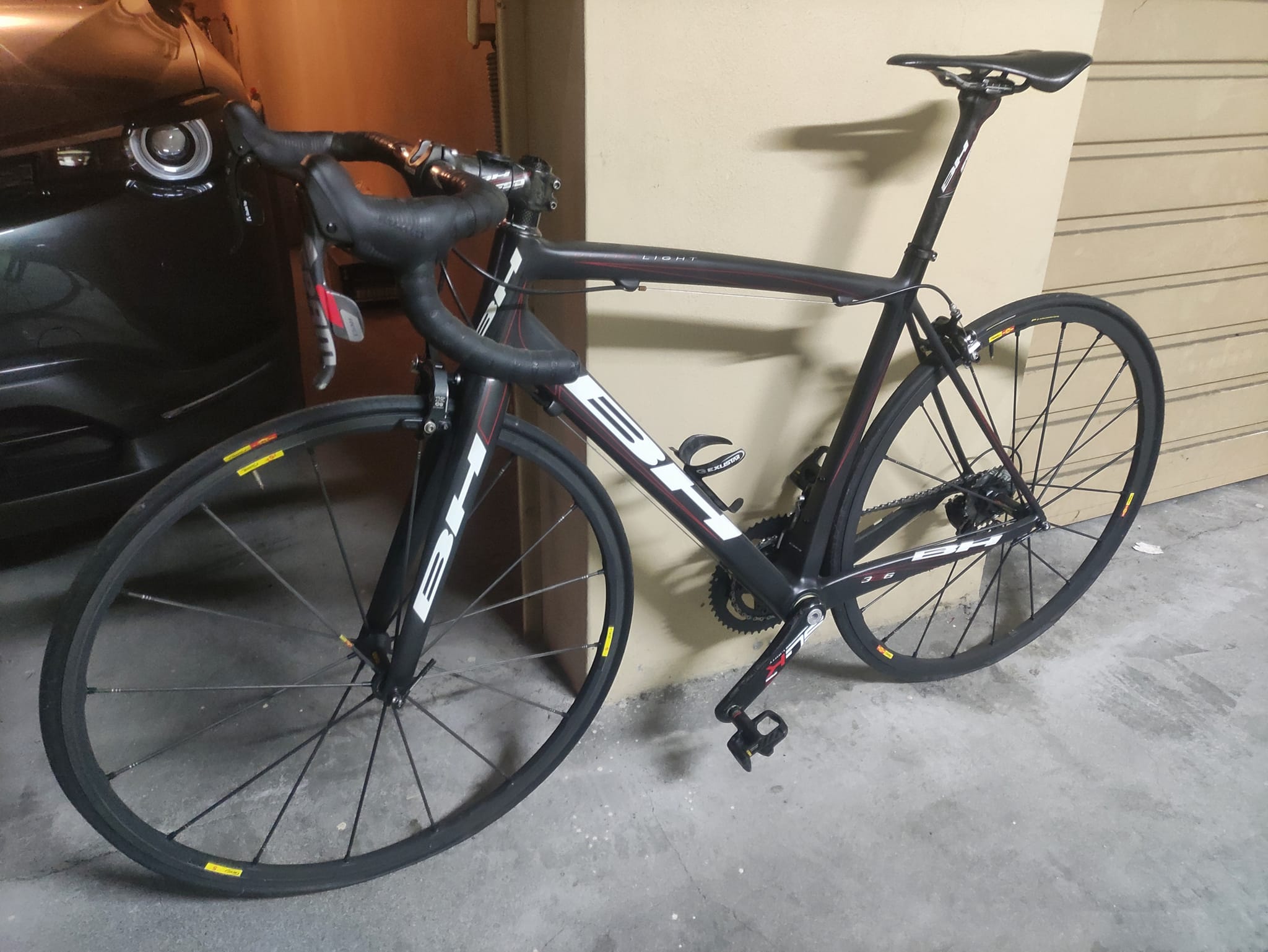 2012 BH Ultralight road bike with SRAM Red 22