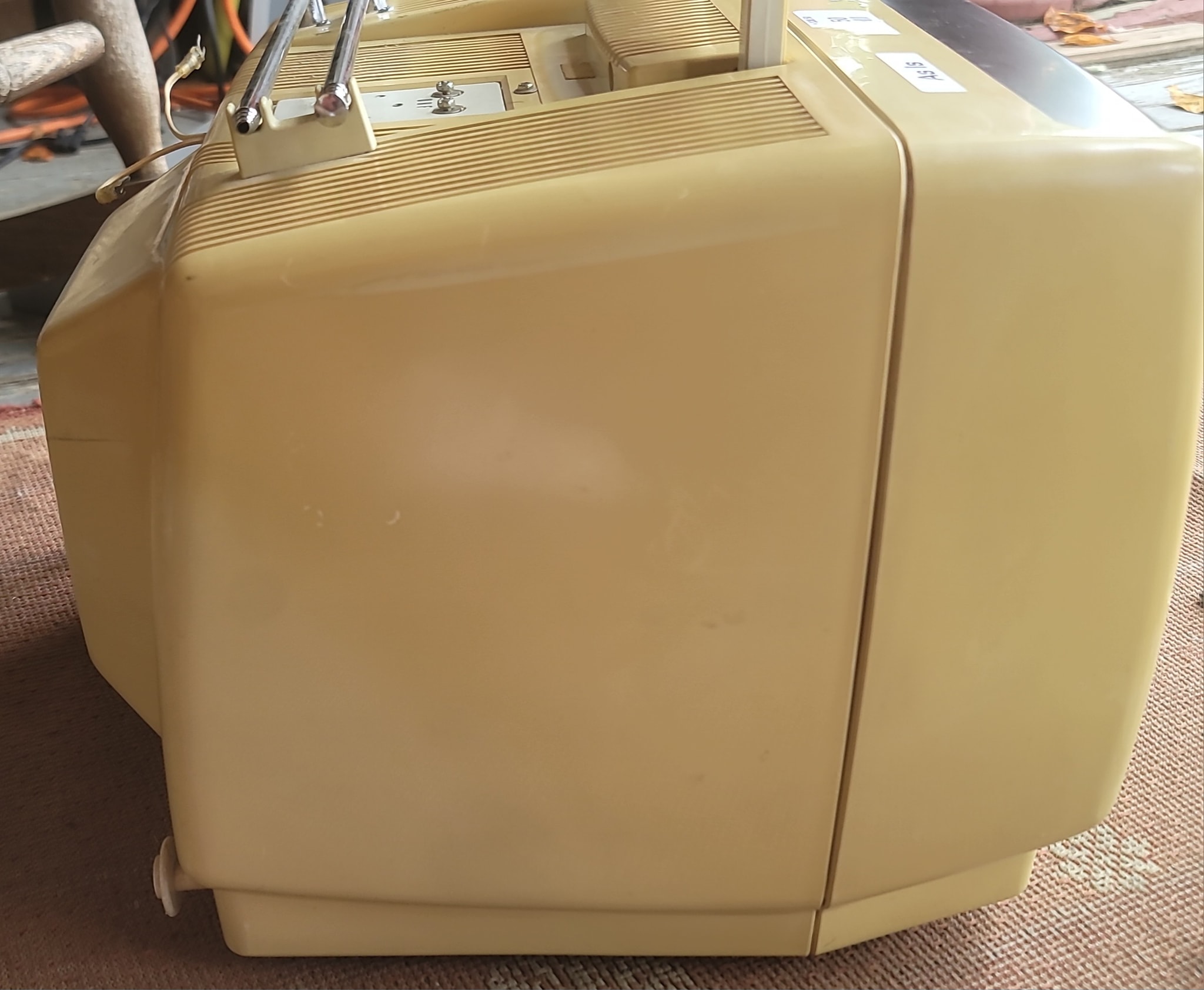 1976 Sears TV with Toshiba chassis to be repurposed