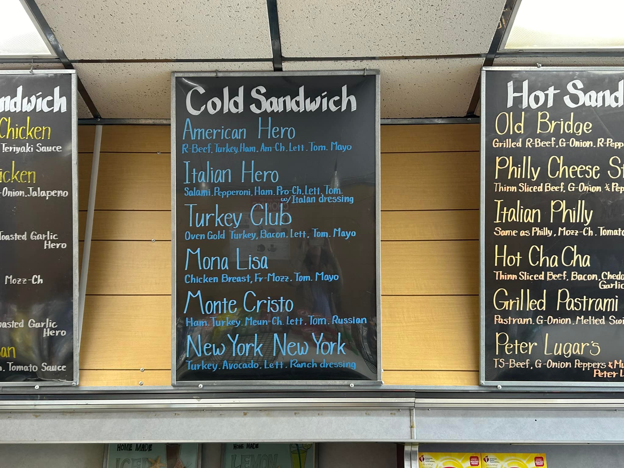 nyc deli and tobacco reading photos Are there affordable food options in New York City?