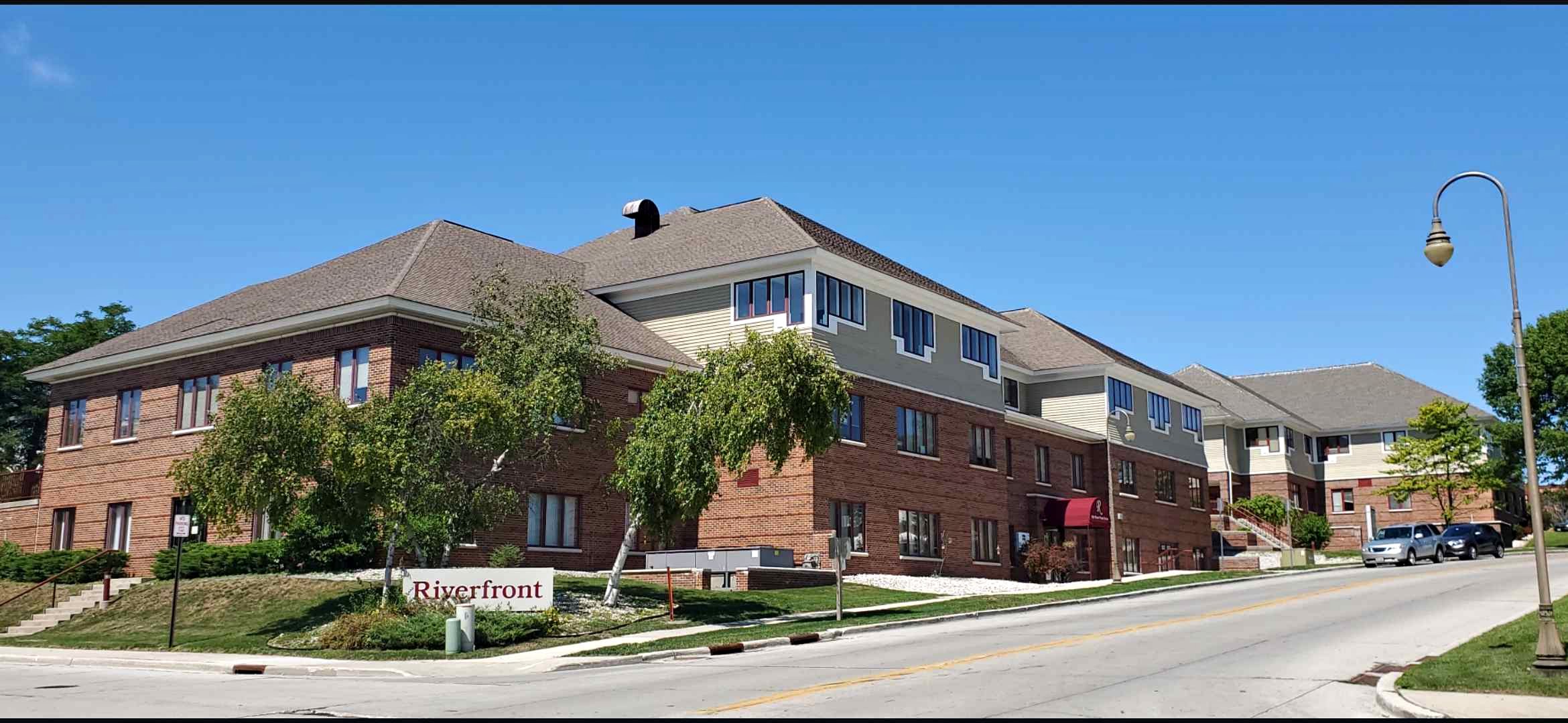 Studio 6 Baths Apartment Property Rentals Sheboygan, Wisconsin