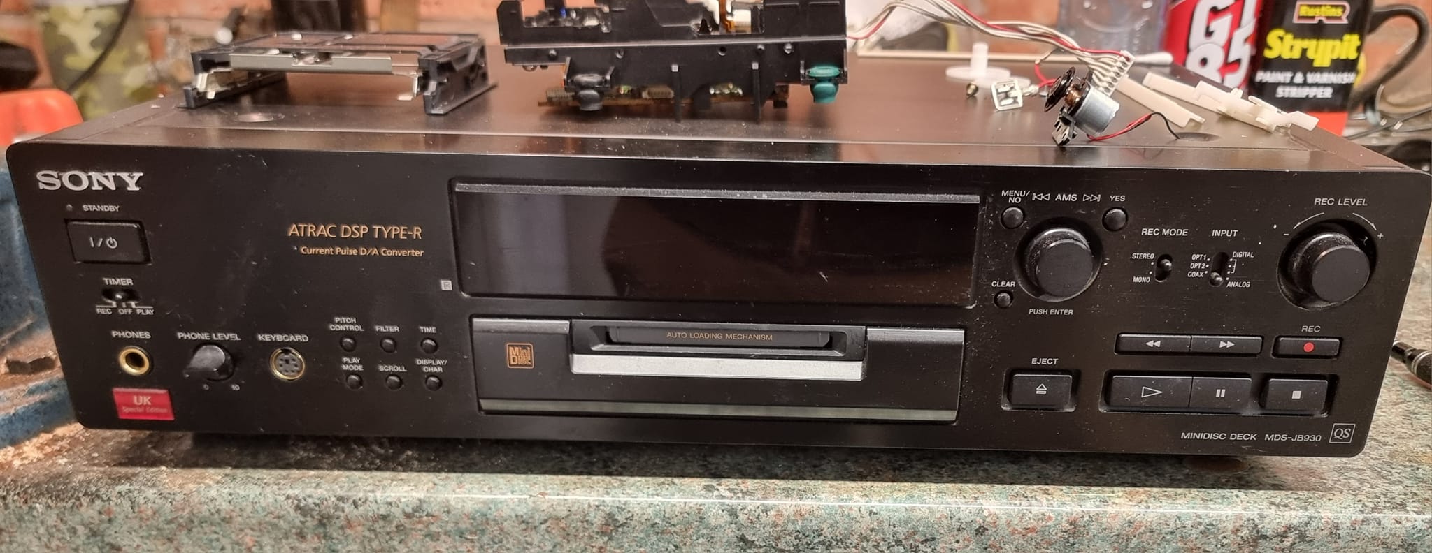 Hi, I have a friends Sony mds-jb930 that keeps coming up with the