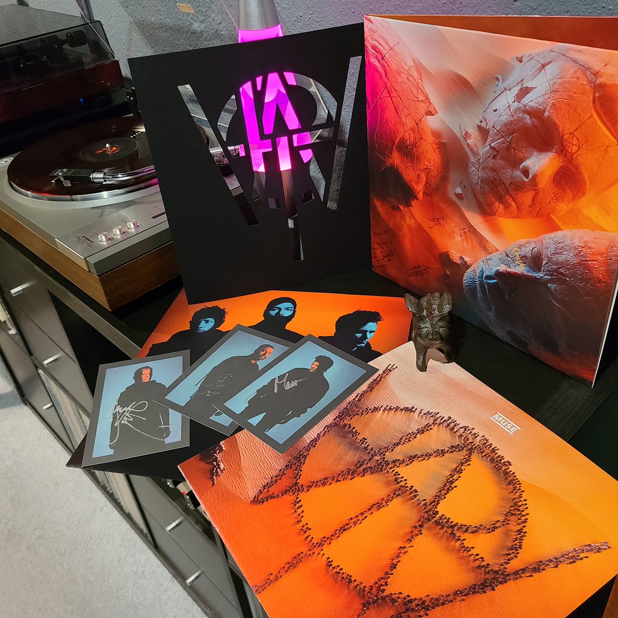 Muse - The Wow! Signal ALBUM REVIEW