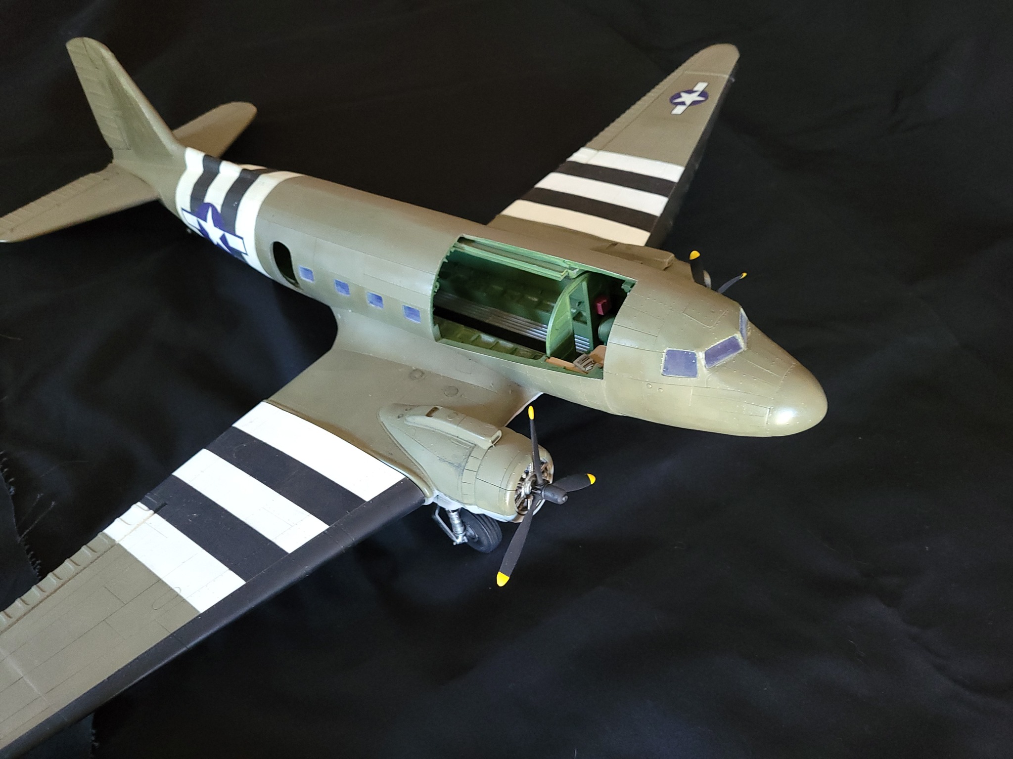 Trumpeter 1/48 C-47A Skytrain model kit review