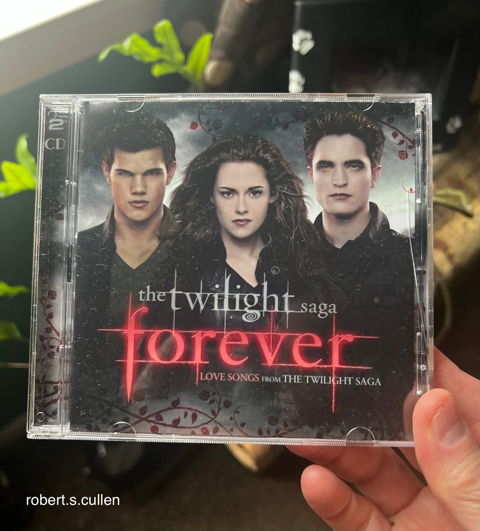 Great Twilight soundtrack CD with instrumental pieces