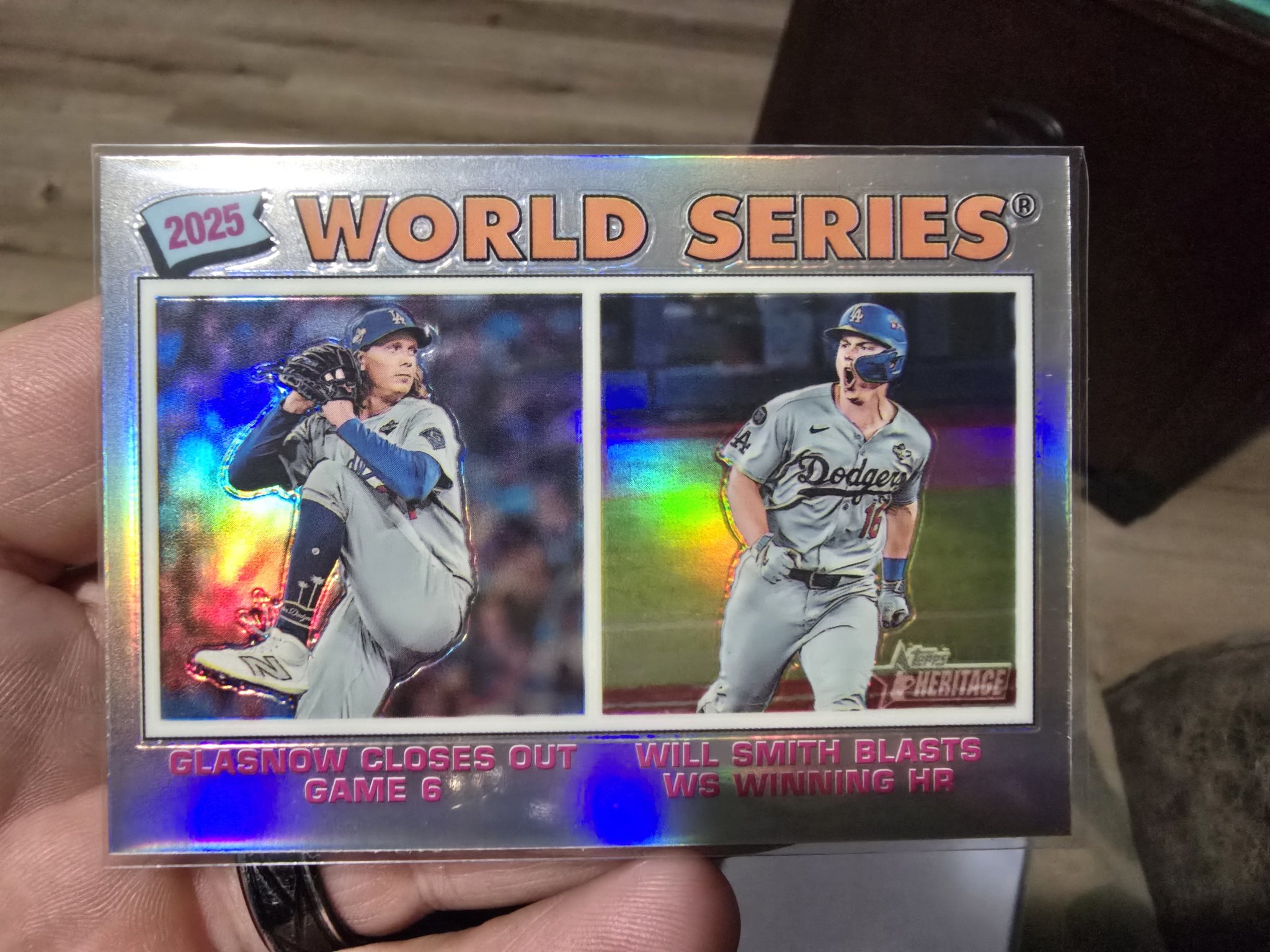 Pretty cool refractor from fat pack. 2025 WORLDSERIES SERIES WORLD 