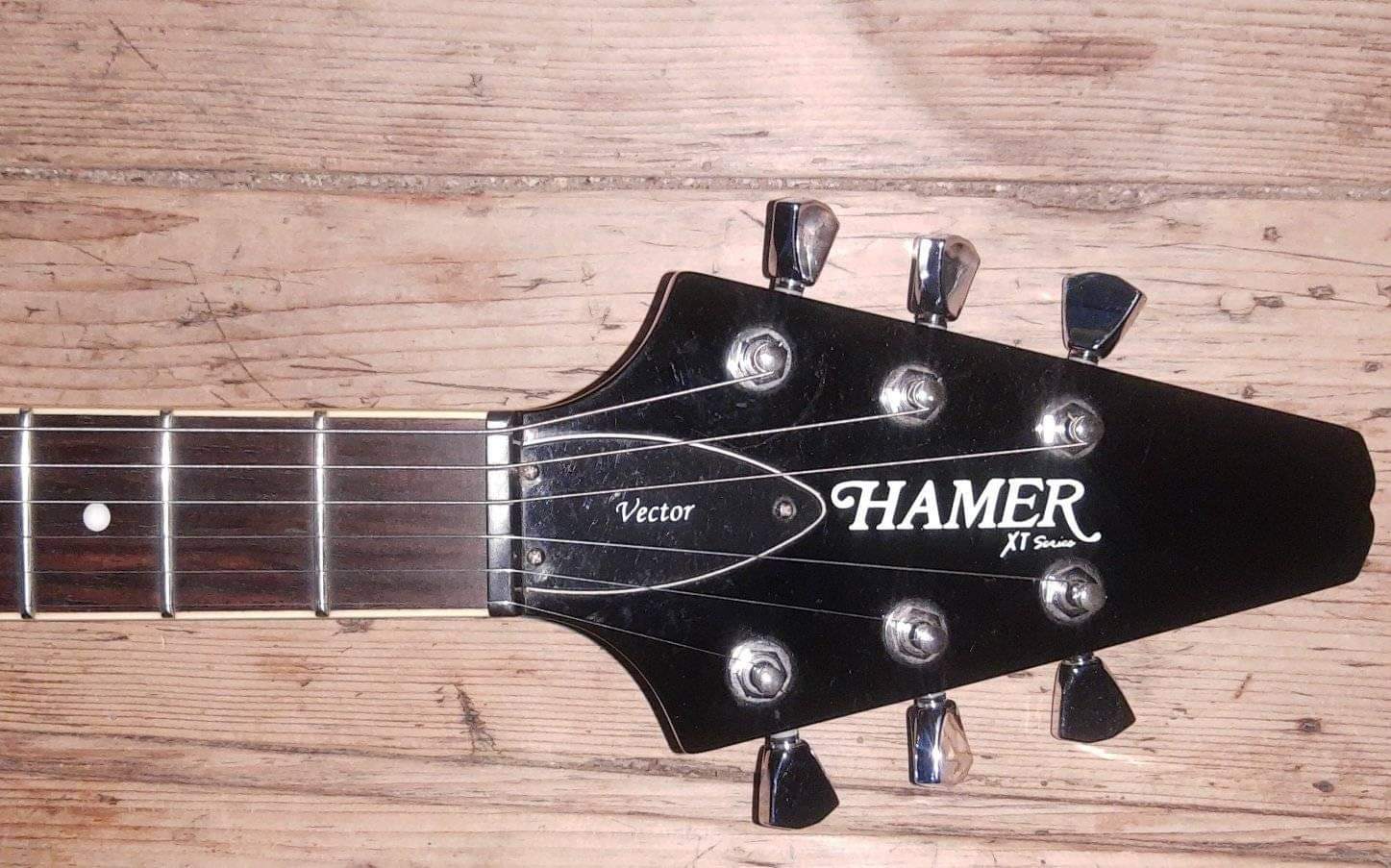 Guitarra Hamer Vector XT ( flying v), indonesia. Excelente