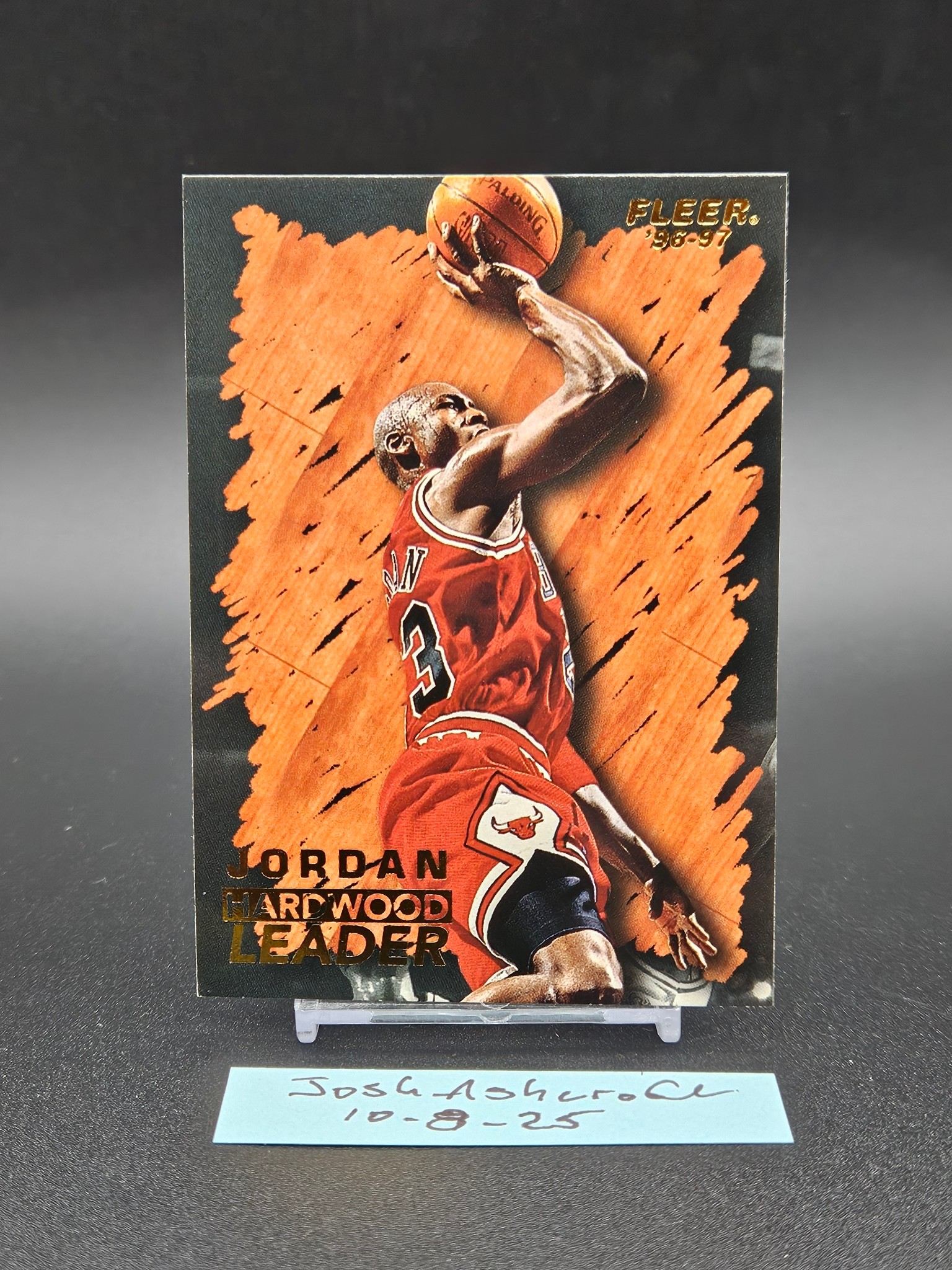 1996 Fleer Michael Jordan Hardwood Leader card auction