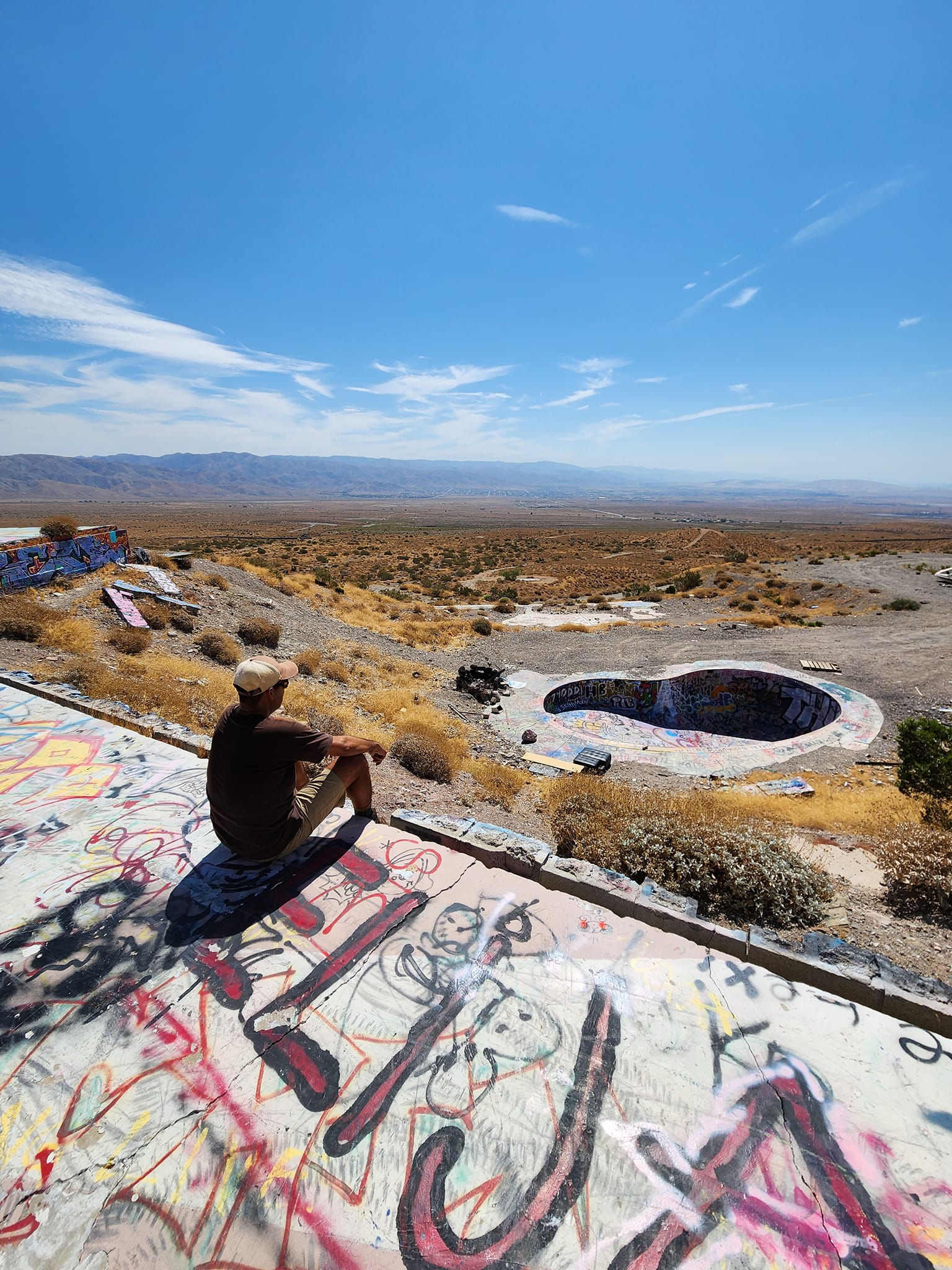 The Nude Bowl was an abandoned swimming pool in the desert near 