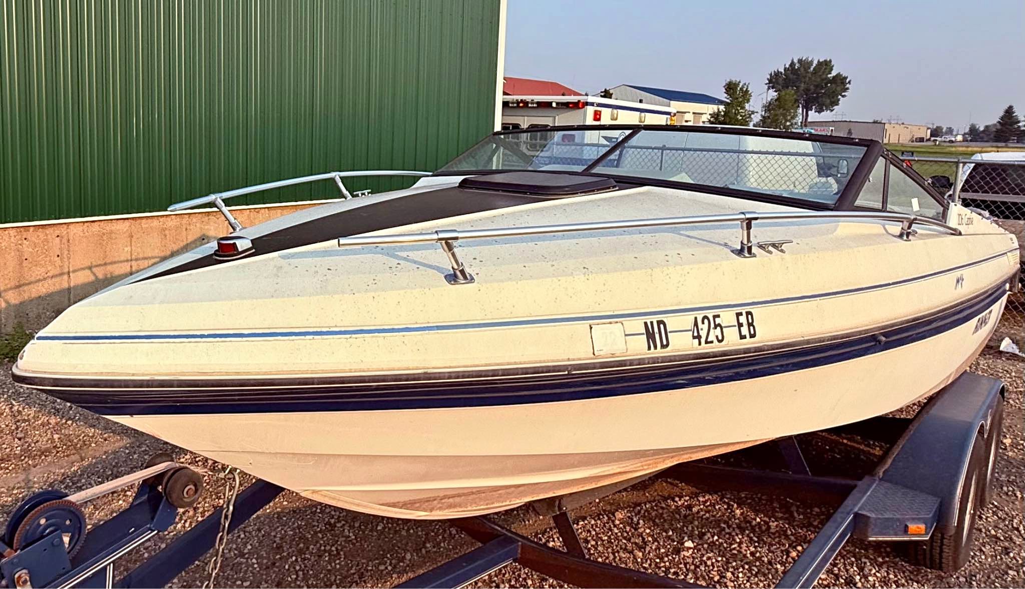1990 Rinker 206 Captiva