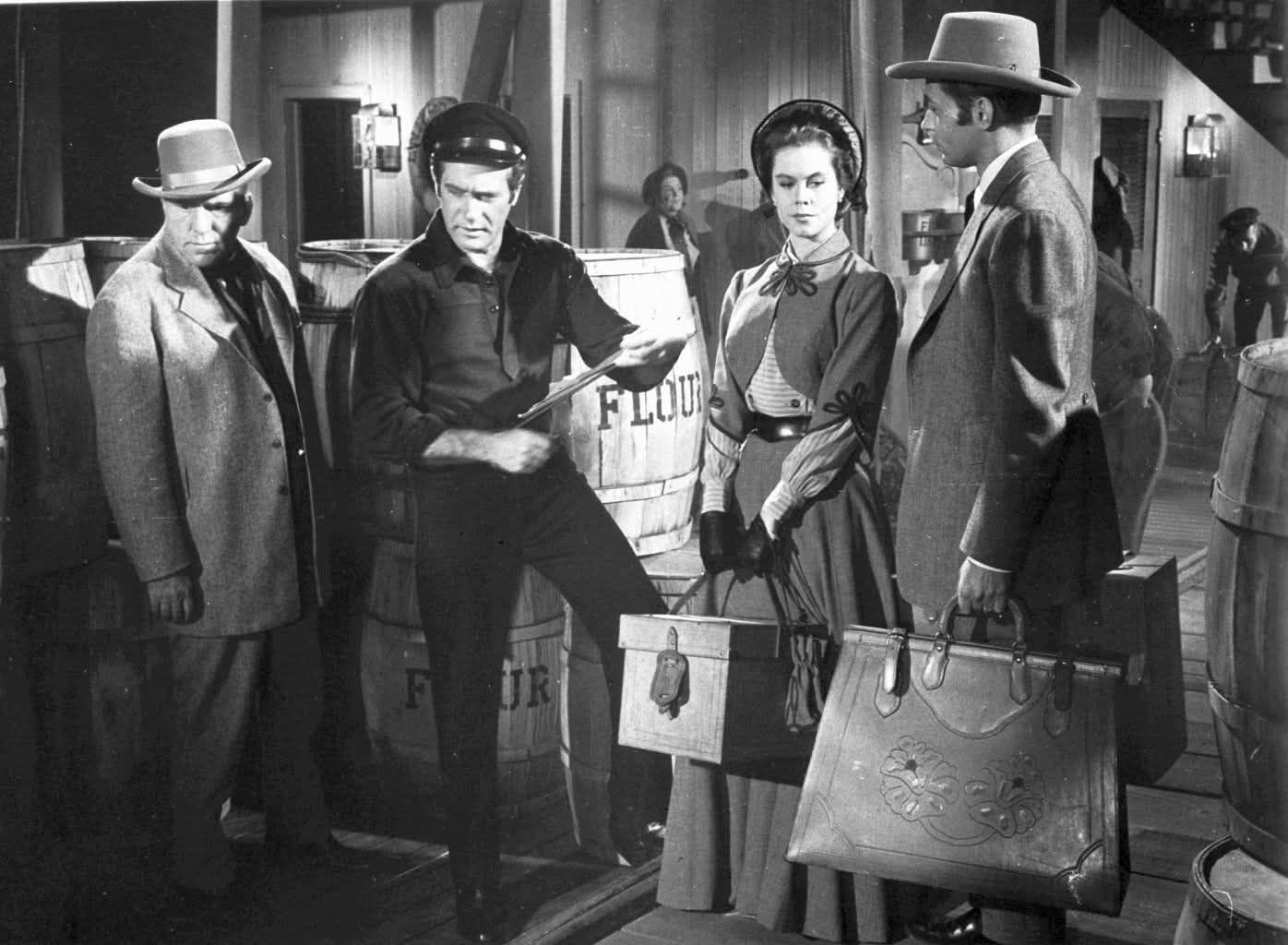 Classic 1960's TV | Pictured: William Bendix, Darren McGavin, Elizabeth ...