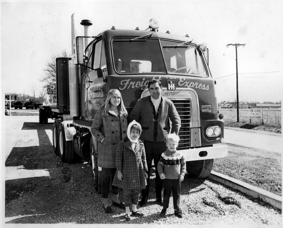 American Classic Trucks Photo Story | Facebook