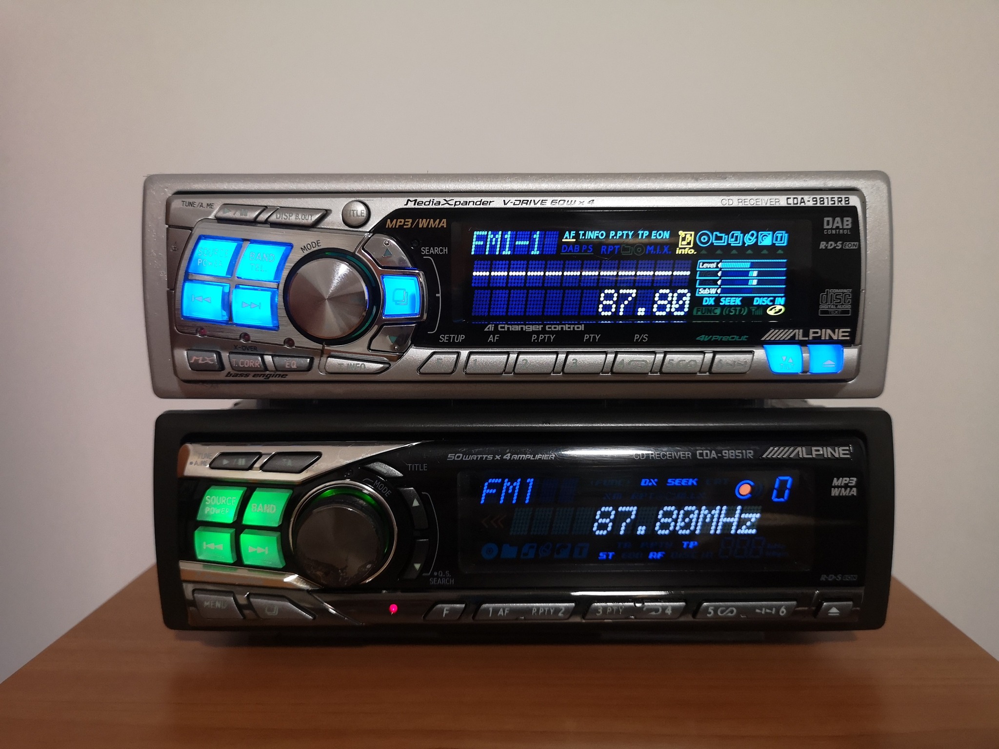 ✨ Alpine CDA 9815J Sound of Hi-fi CD Head Unit Brand year 2003