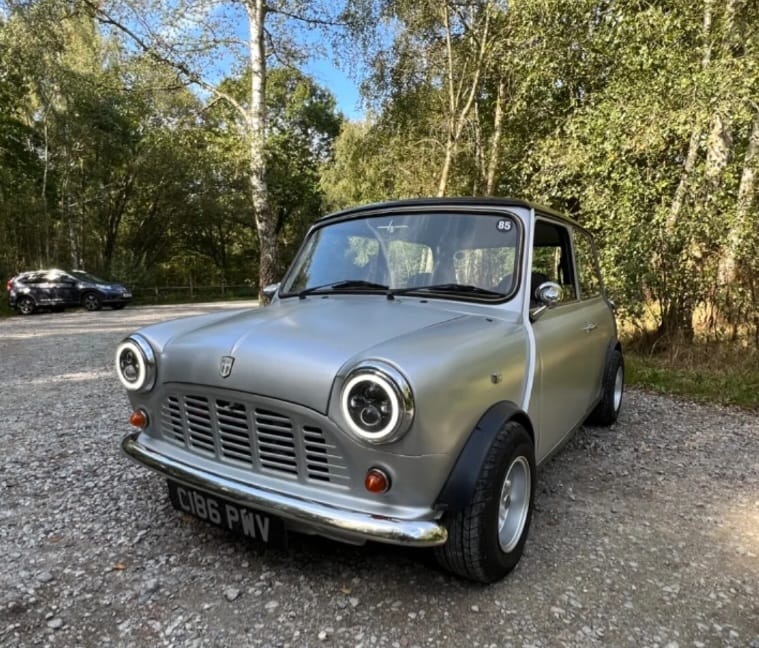 Classic Mini Cooper Mayfair City Moke Stainless Steel Wiper Arms & Blades Pair – Left Hand Drive, Front