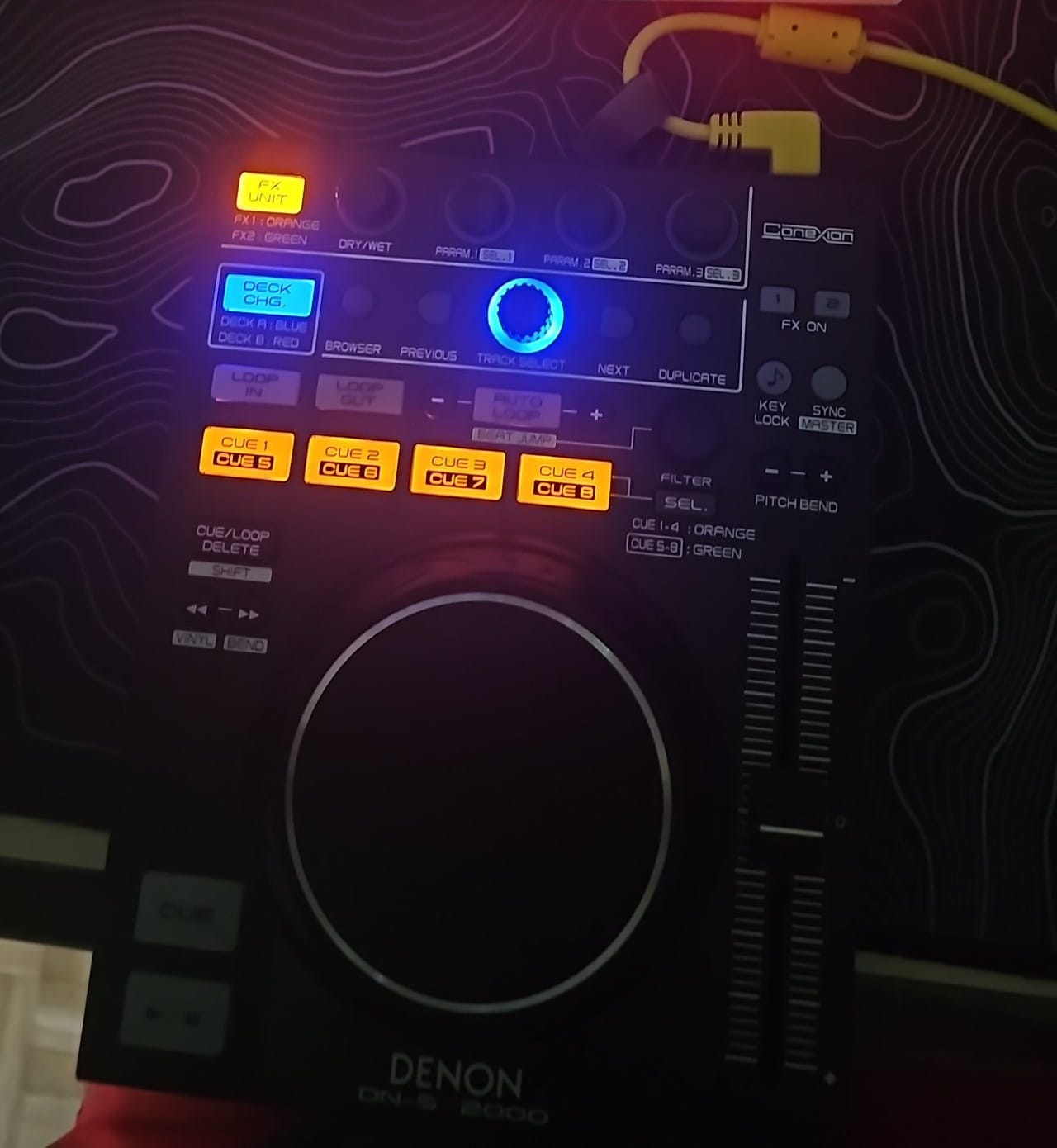 Hello everyone, I just got a pair of CDJ 800 mk2 and I don't know