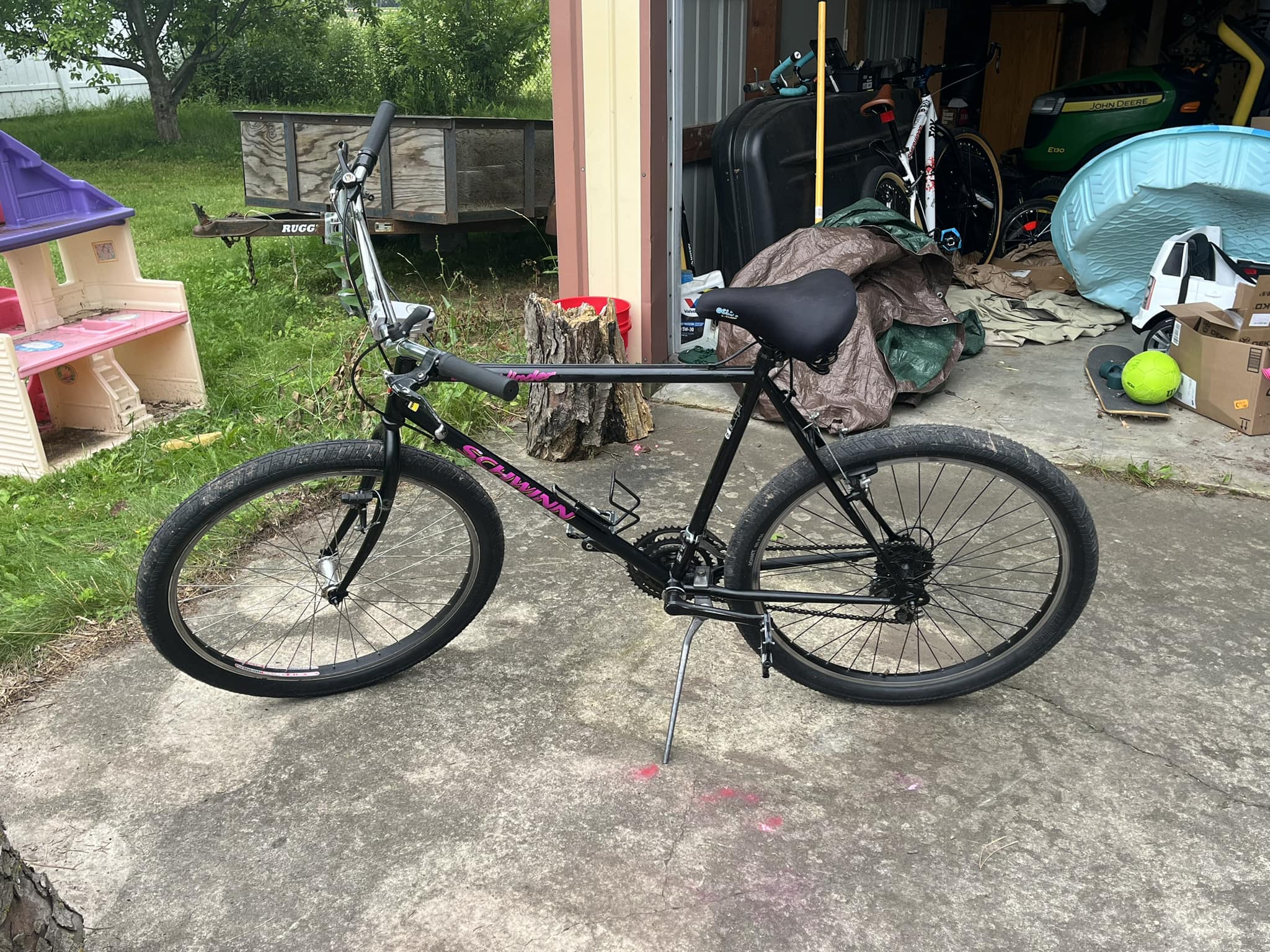 schwinn sidewinder electric mountain style bicycle – Coco's Variety assist that kicks in when you push the bike 21 Speed Schwinn Sidewinder Men's
