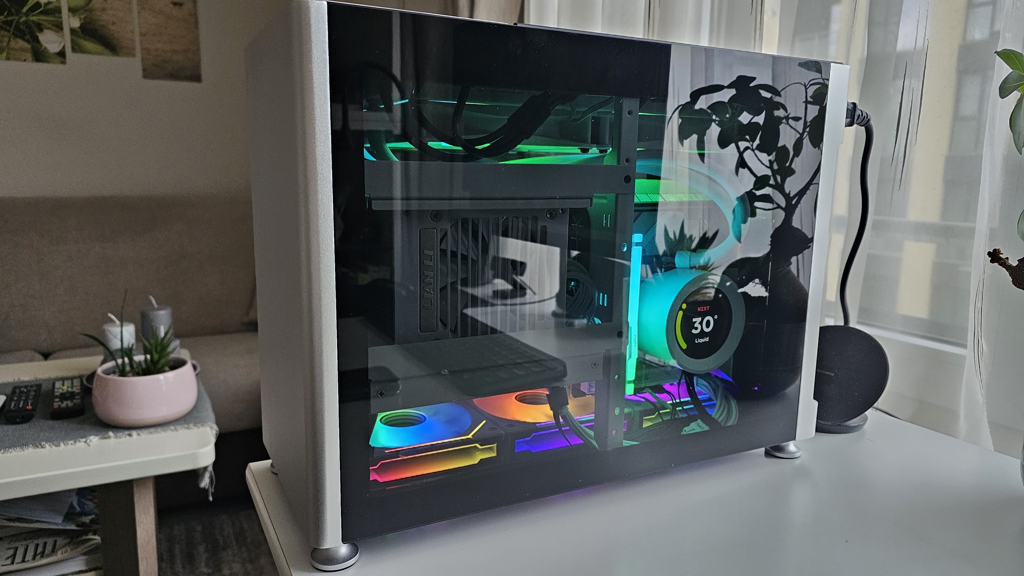 First compact build in custom Jonsplus I100pro TG case