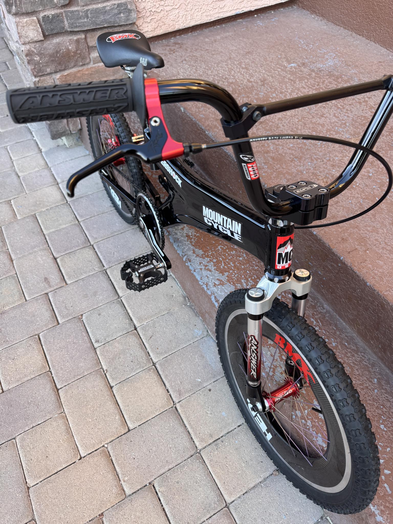 1997 Mountain Cycle Follow my bike Instagram page to see more 90's