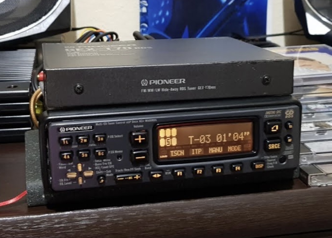 Pioneer KEX-900 cassette player EQ and GEX-T5 tuner for sale