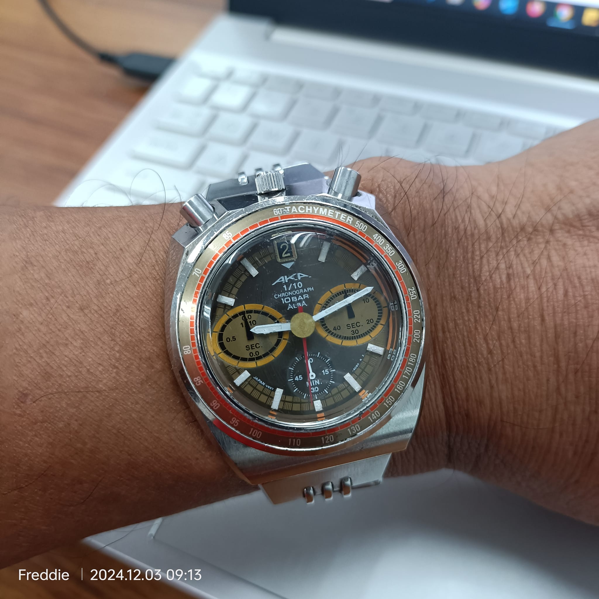 Rare Vintage ALBA AKA Bullhead Chronograph V657-6060