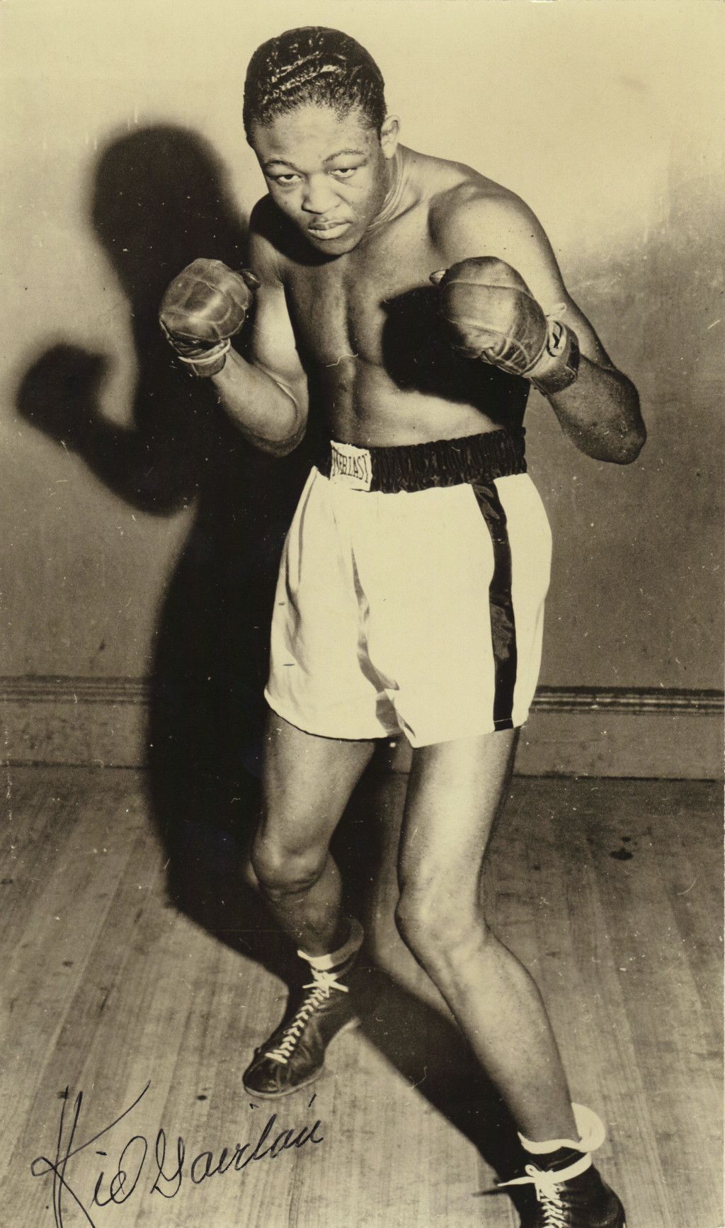 Who would win between Kid Gavilán and Tito Trinidad?