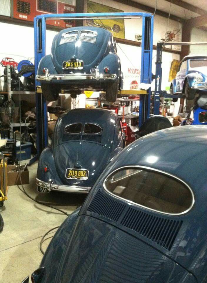 1953 Volkswagen Beetle Deluxe split-window classic car