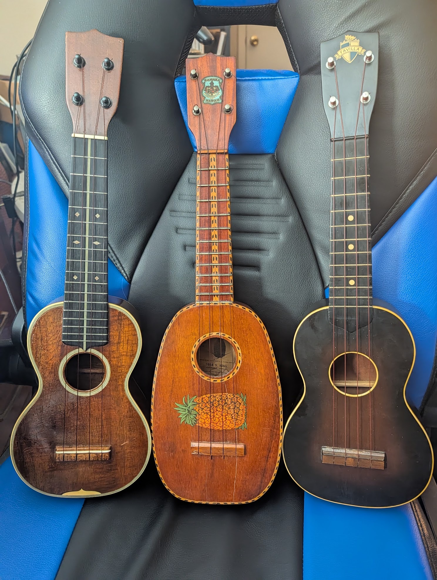 1950s ukuleles by carnival toy company ✨Loose Carnival Uke, $20 