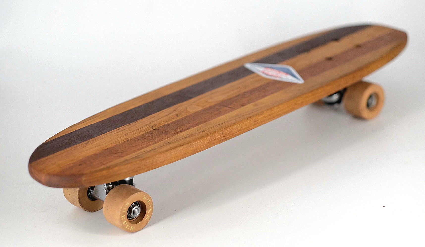 Restoring a vintage Super Surfer Big Banana skateboard