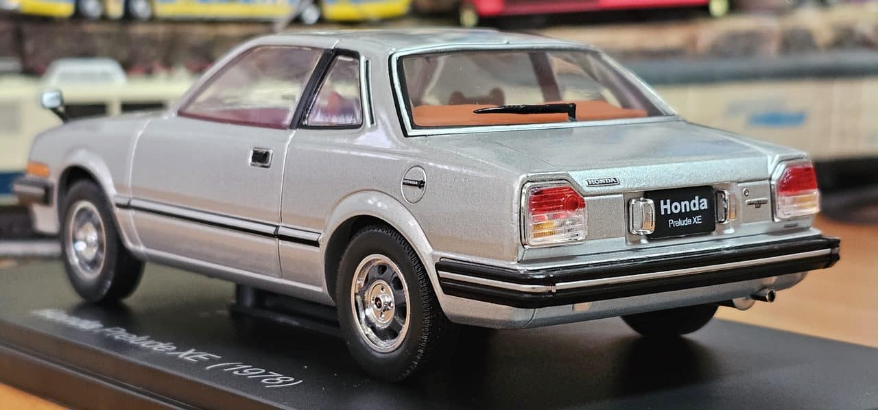 ミニカー U Honda Prelude XE (1978) DCCLplata Honda Prelude XE (1978) 1:24