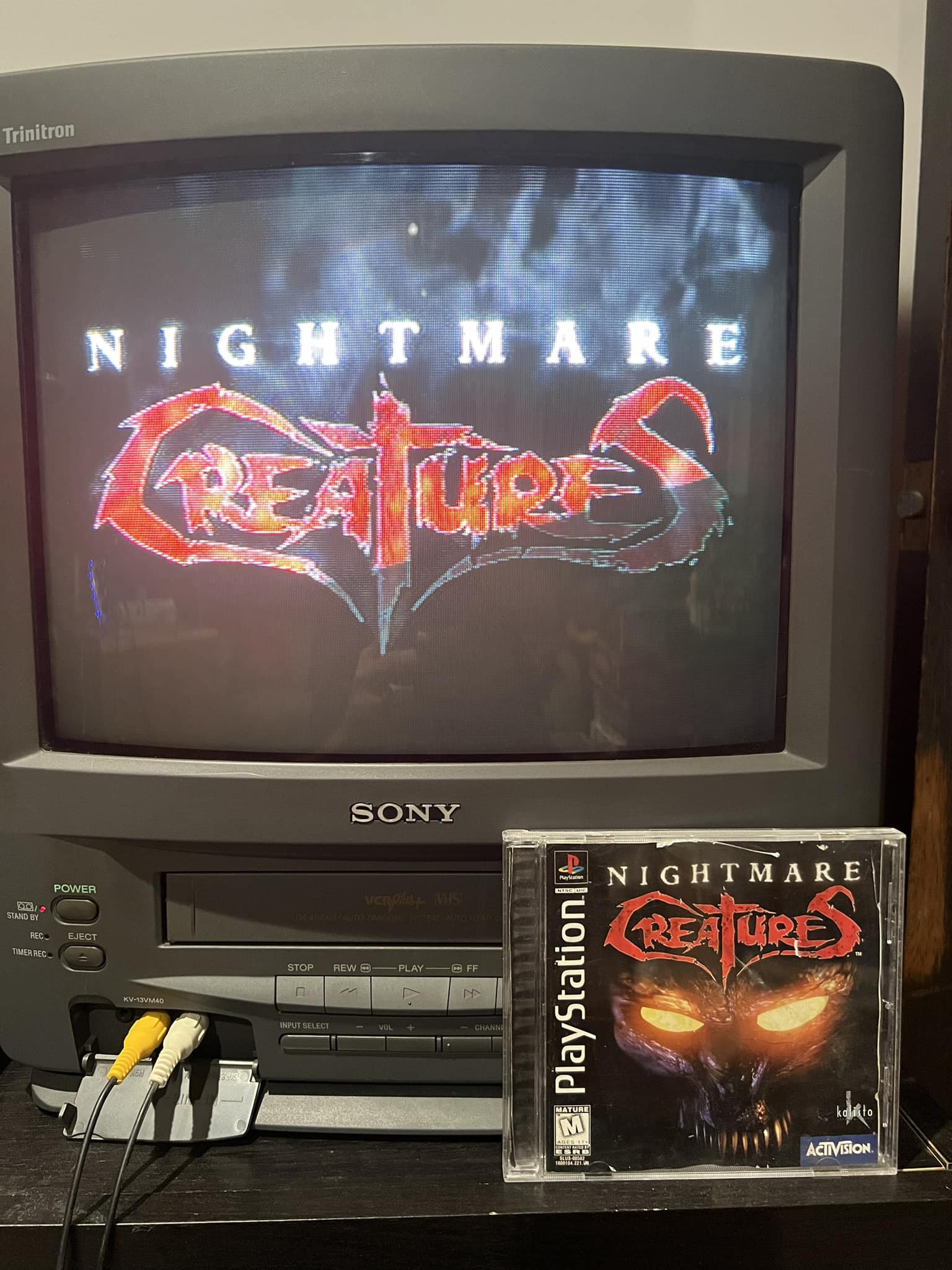 Sony Trinitron EVM-8010R video 8 combo review